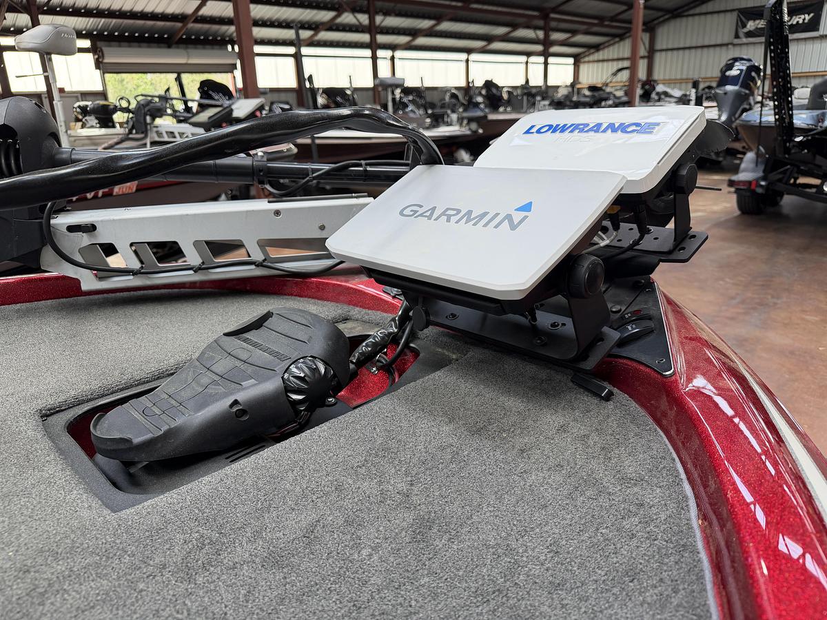 Used 2016 Skeeter ZX225