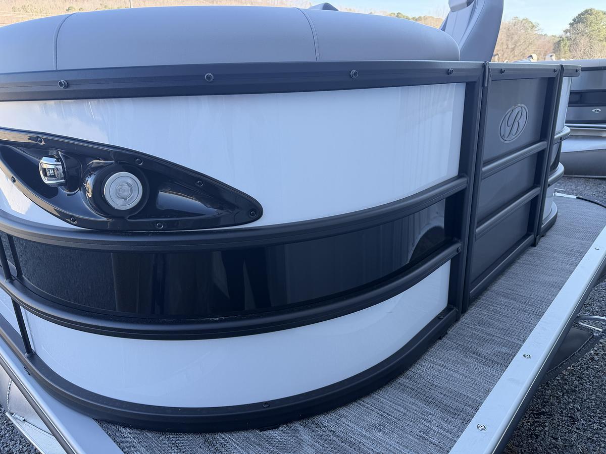 2026 Bentley Pontoons Legacy 223 DL Navigator