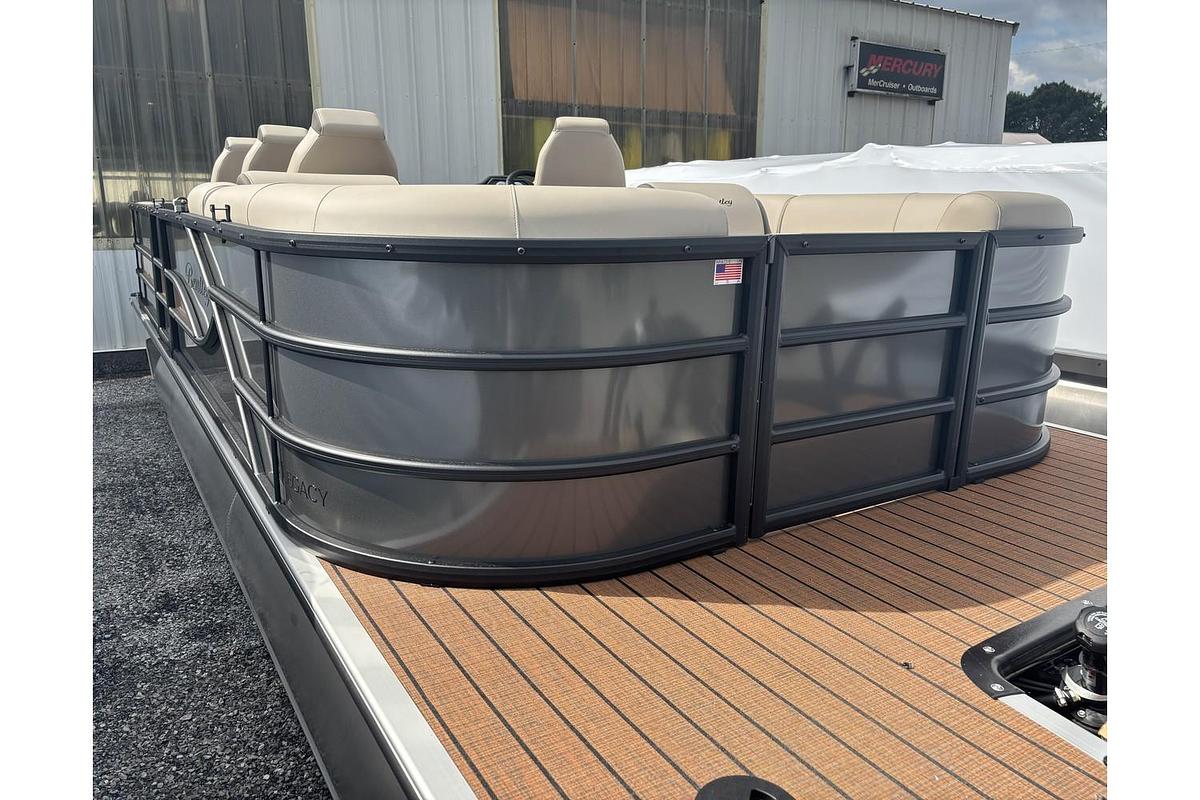 2026 Bentley Pontoons Legacy 220 DL Navigator