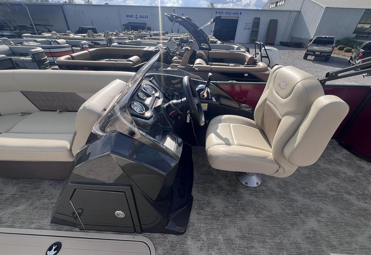 Used 2021 Crest Pontoons 220SLSC DLX CPT