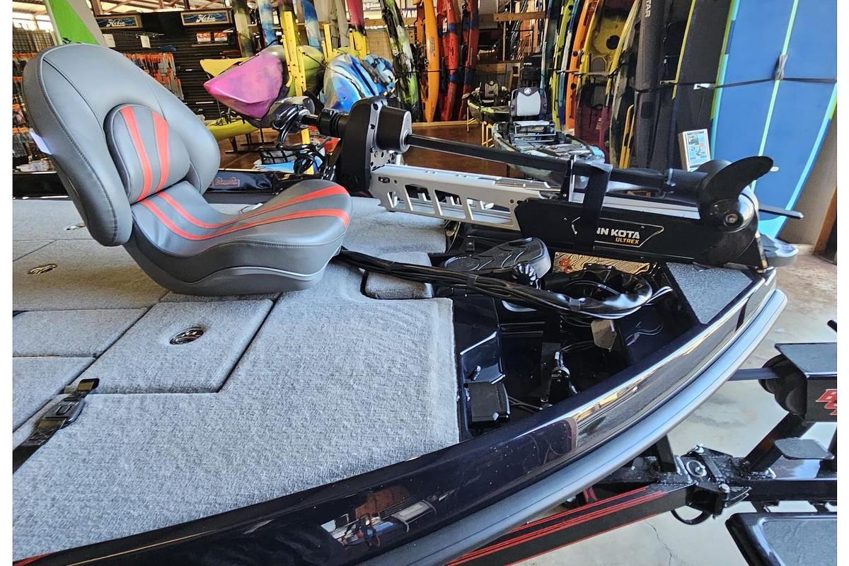 2025 Bass Cat Caracal STS