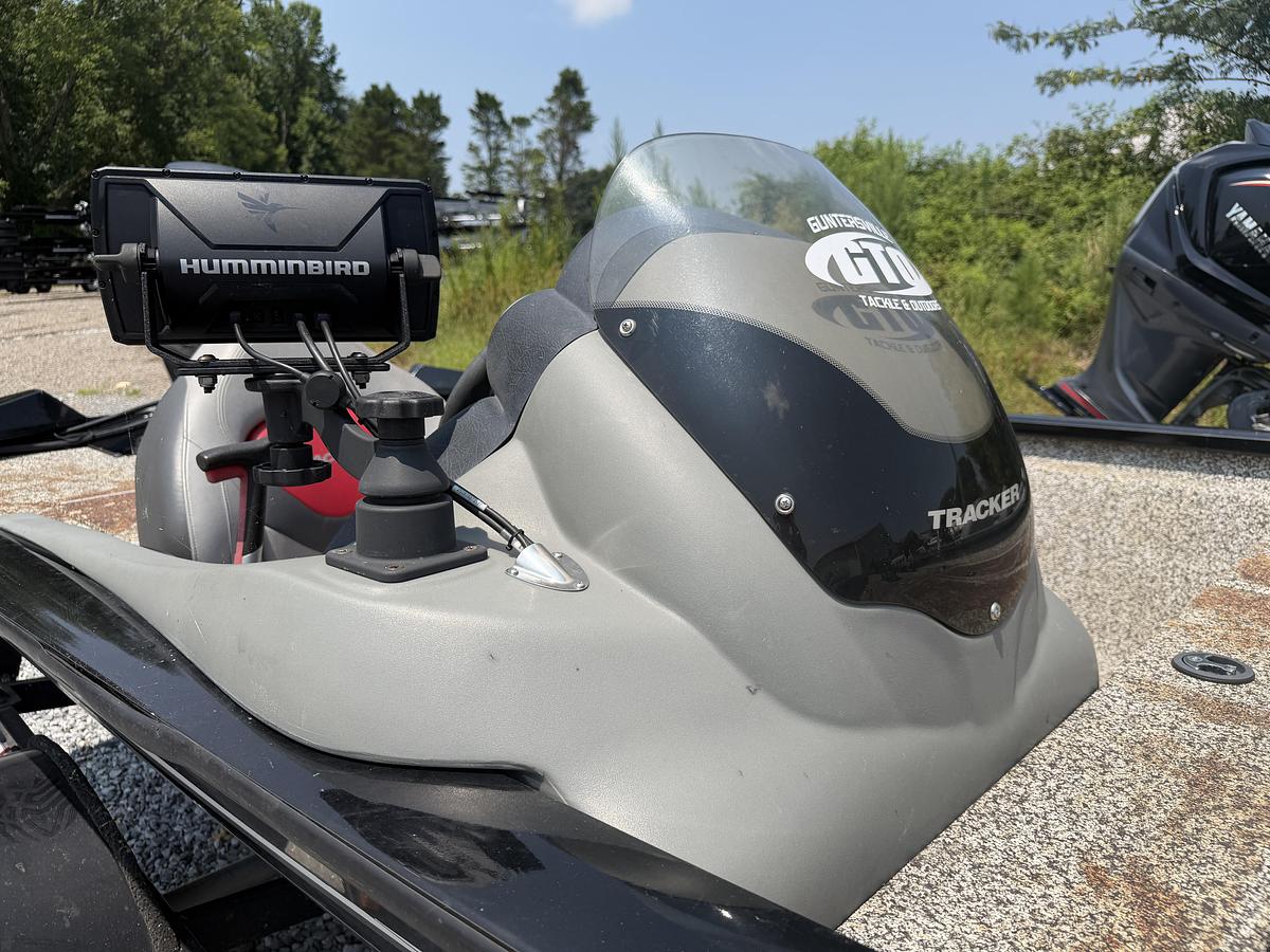 Used 2015 Tracker Pro Team 175 TXW