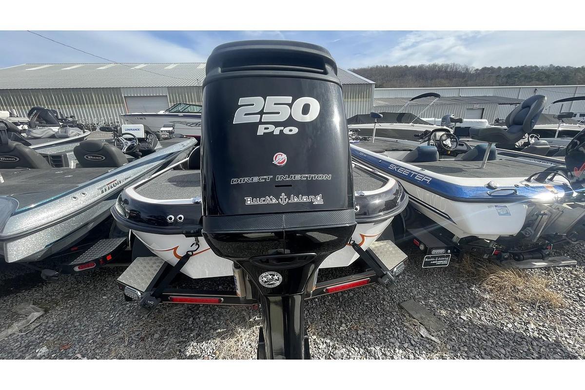 Used 2017 Legend V20