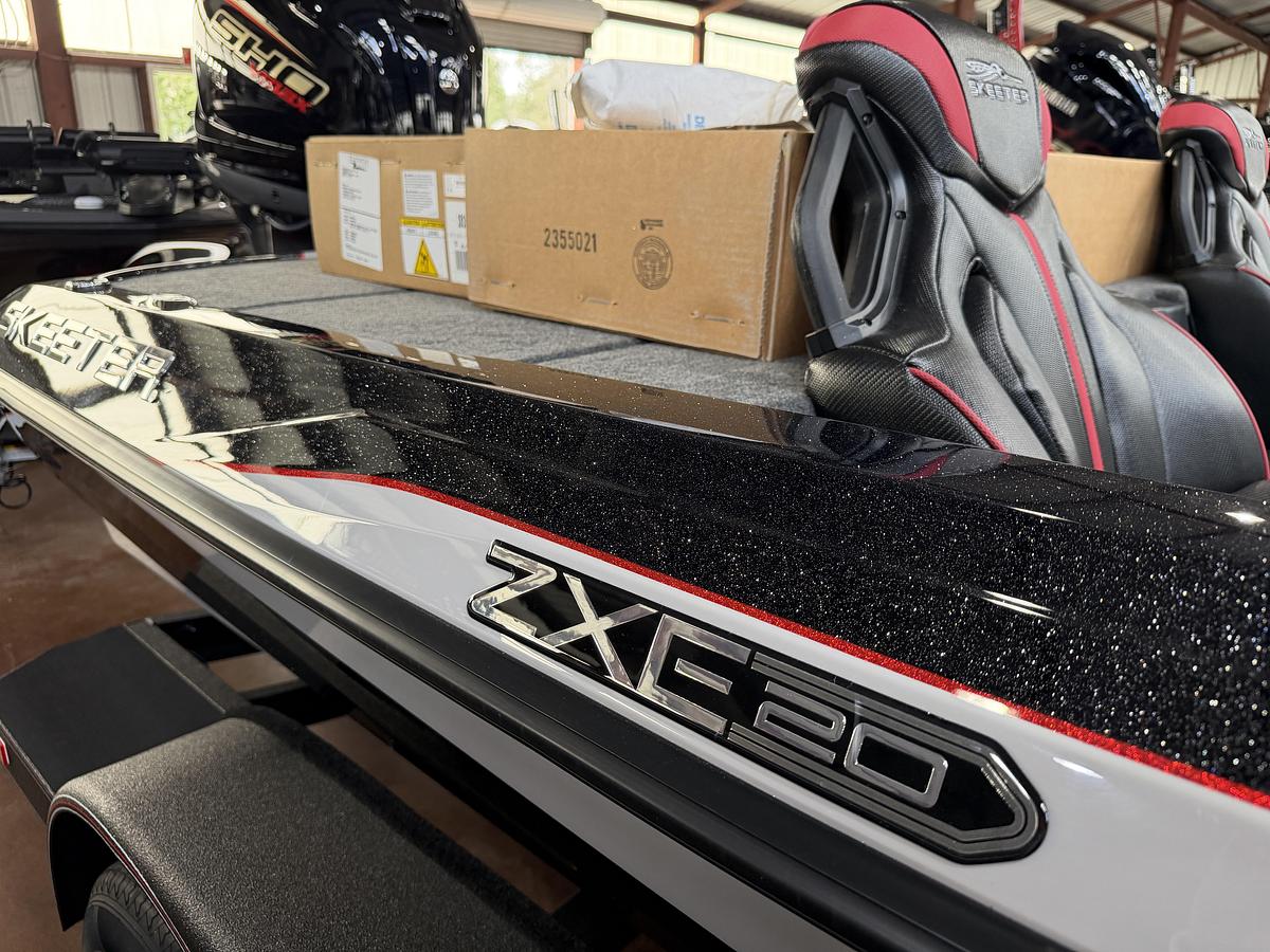 2026 Skeeter ZXE20