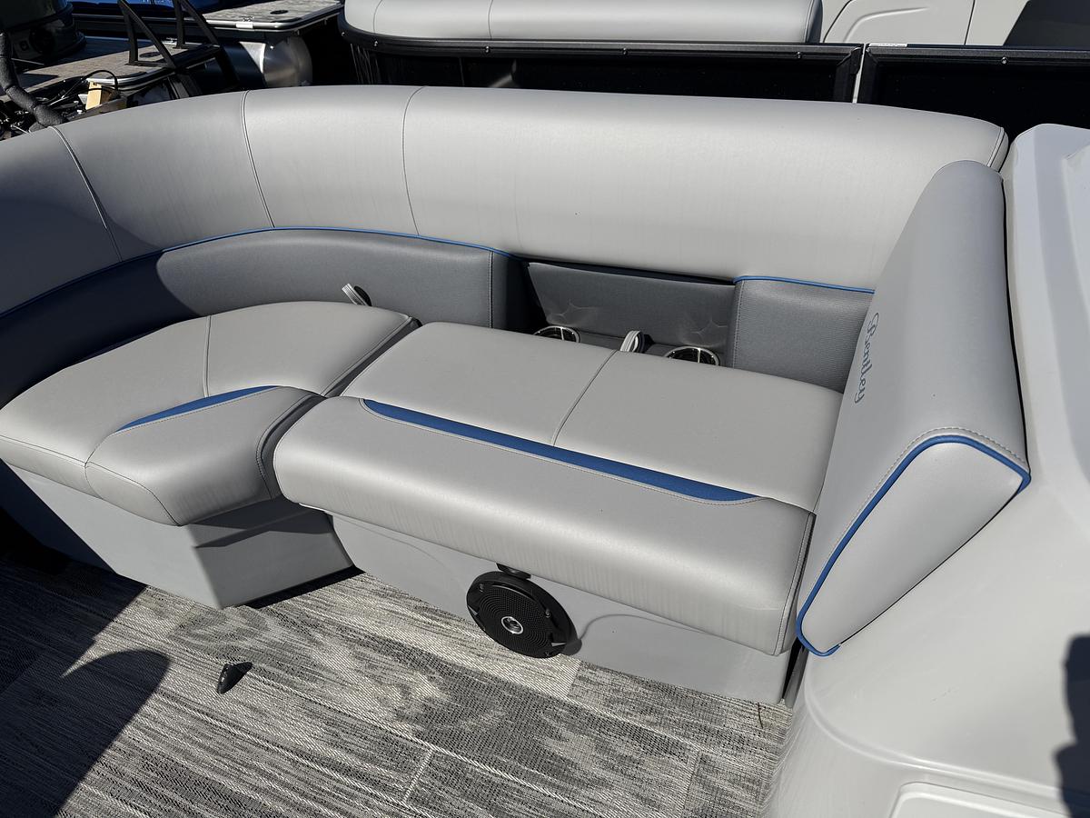 2026 Bentley Pontoons Bentley Bolt 200