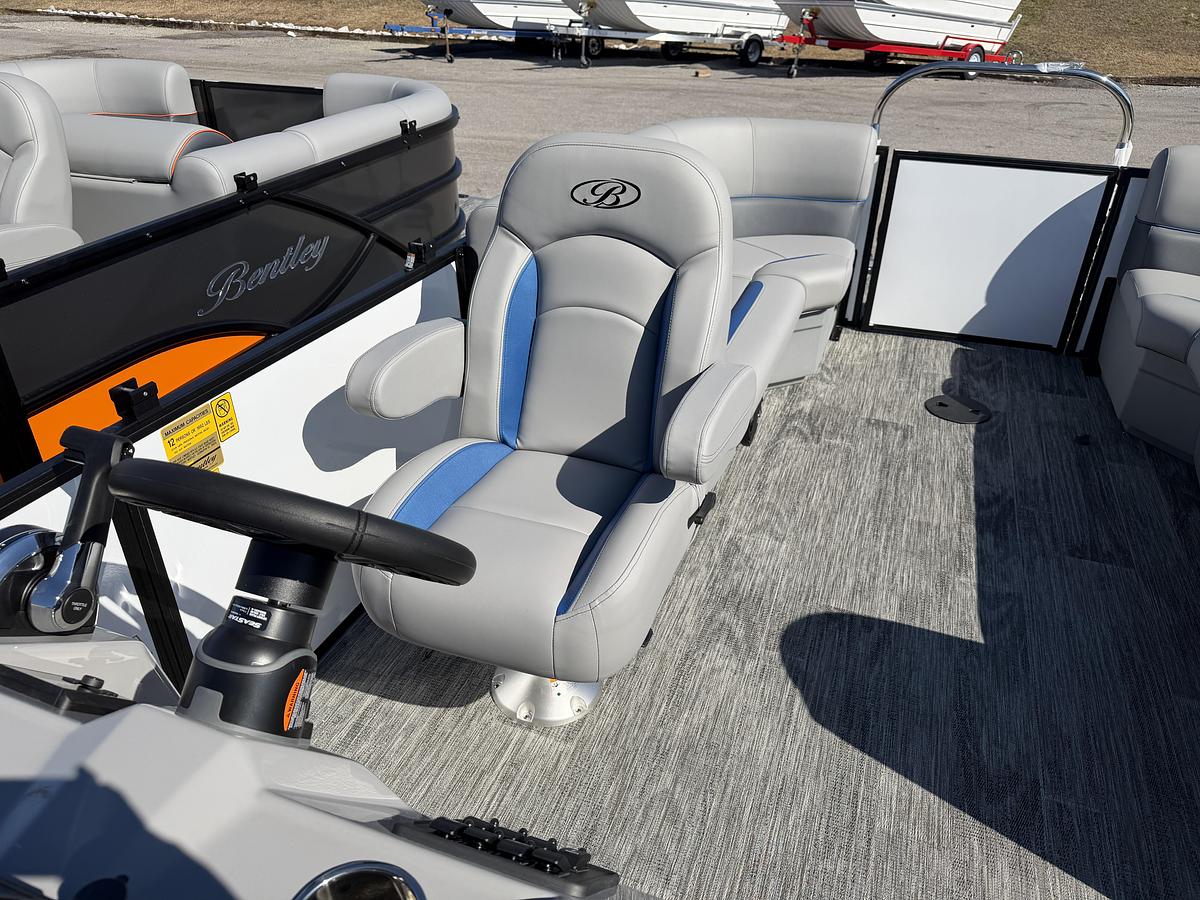 2026 Bentley Pontoons Bolt 223