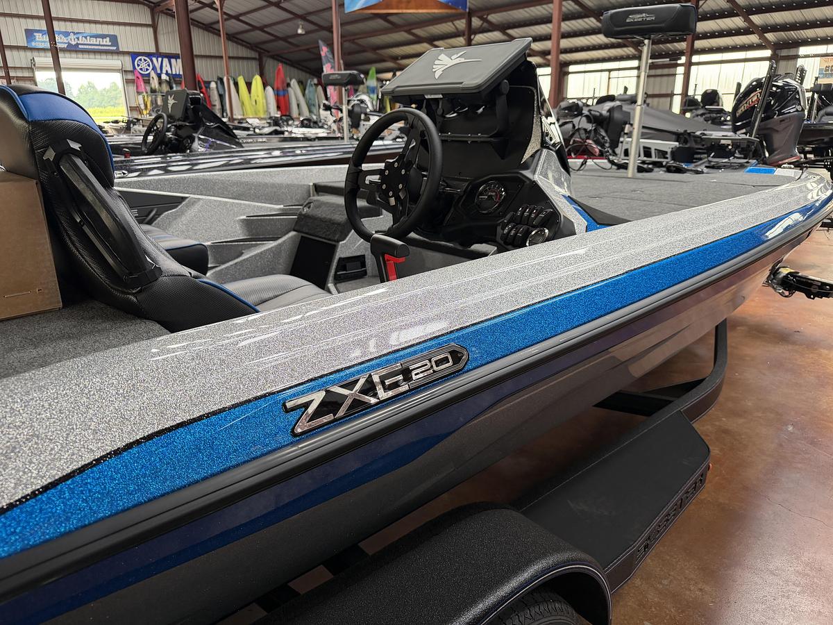 2027 Skeeter ZXE20