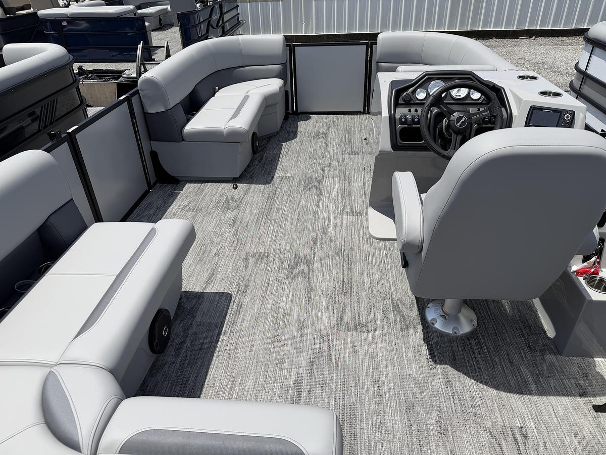 2026 Bentley Pontoons Legacy 200 Cruise