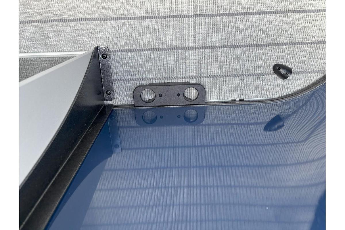 2025 Bentley Pontoons Fish 200 4 PT