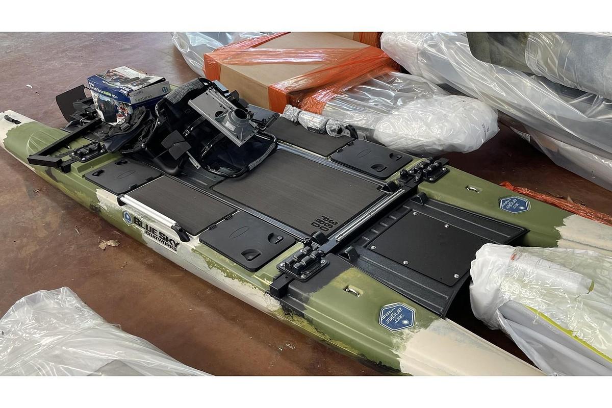 2022 Jackson Blue Sky 360 Angler - Forest