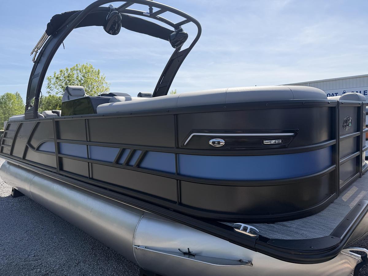 2026 Bentley Pontoons Elite 223 Admiral