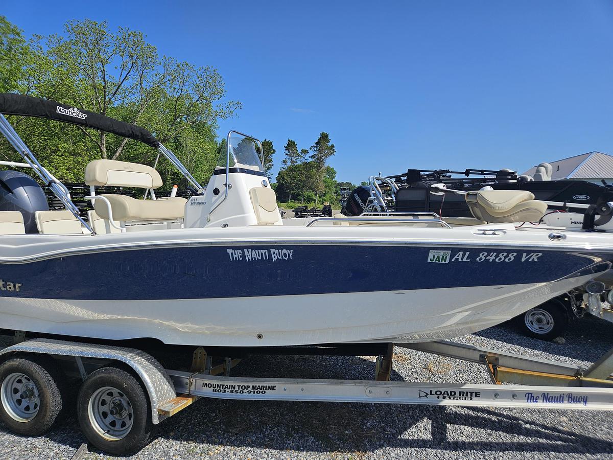 Used 2022 Nautic Star 211 Hybrid