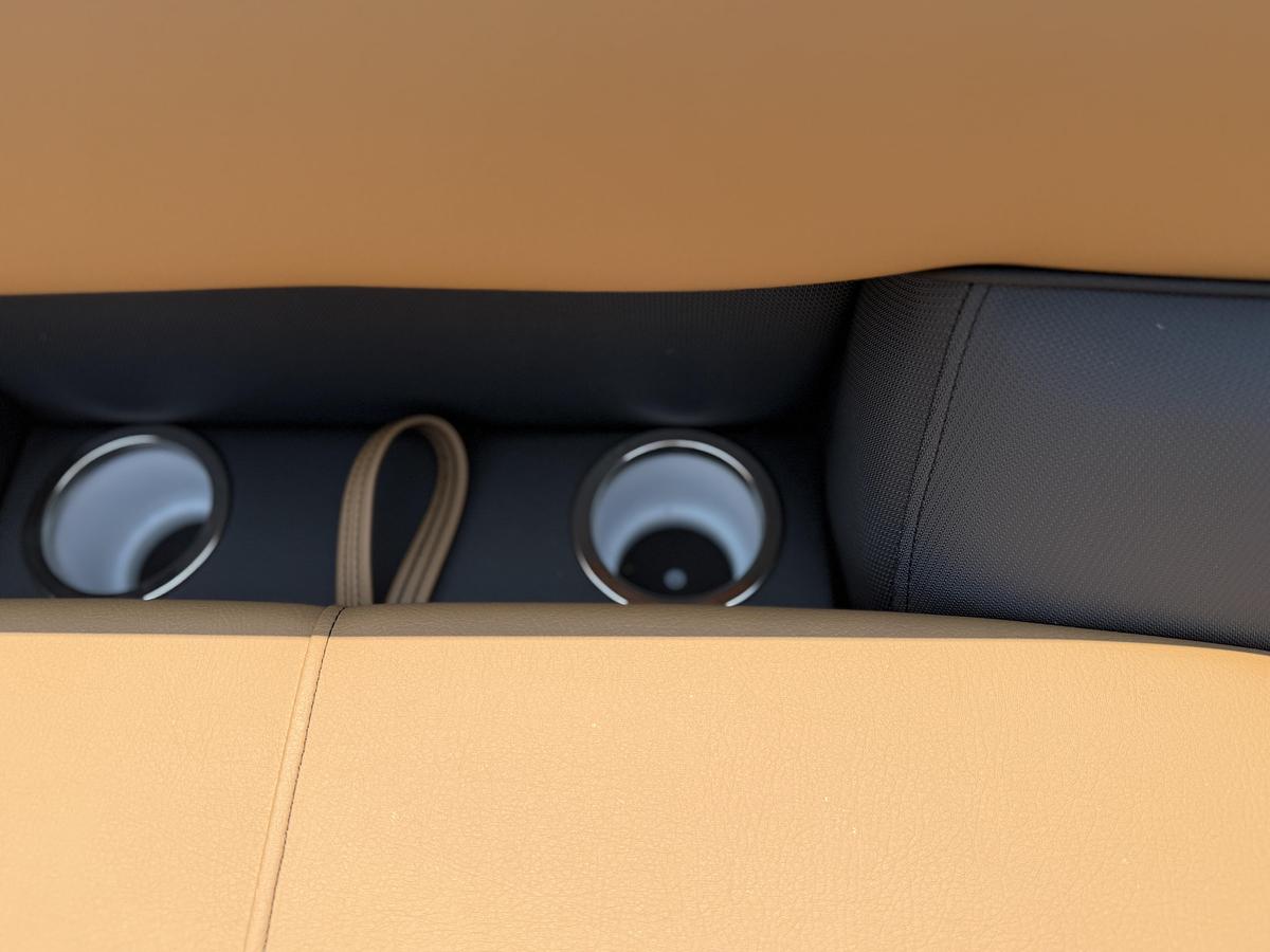 2027 Bentley Pontoons Legacy 223 Swingback