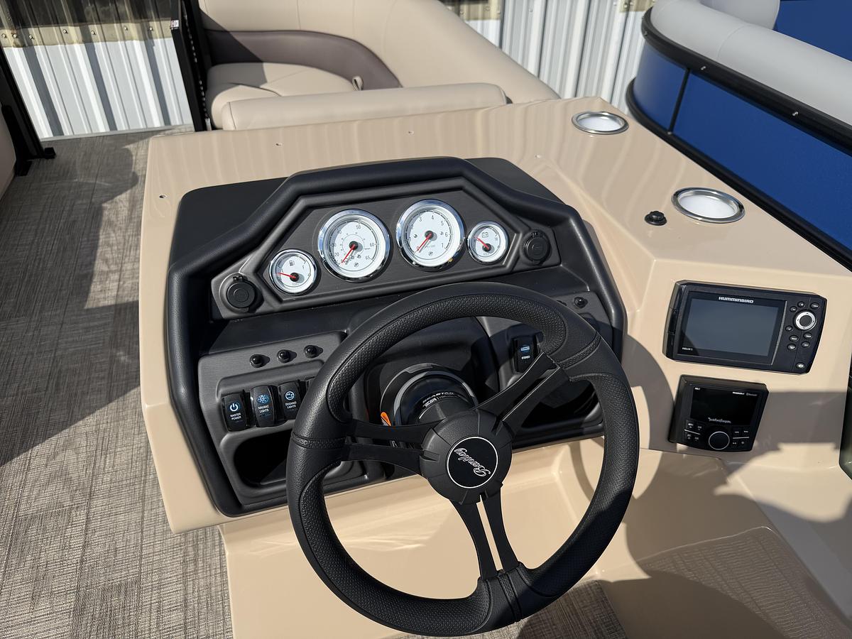 2026 Bentley Pontoons Legacy 223 Navigator