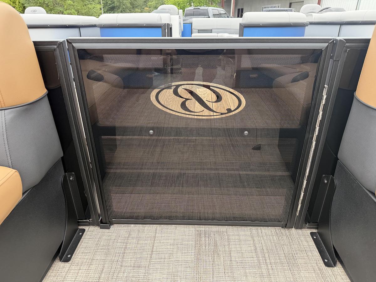 2027 Bentley Pontoons Legacy 223 Navigator