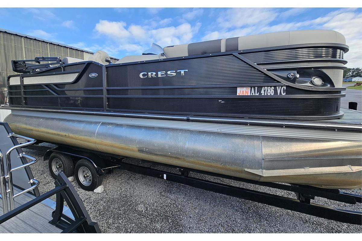 Used 2018 Crest Pontoons Classic 230 CP3