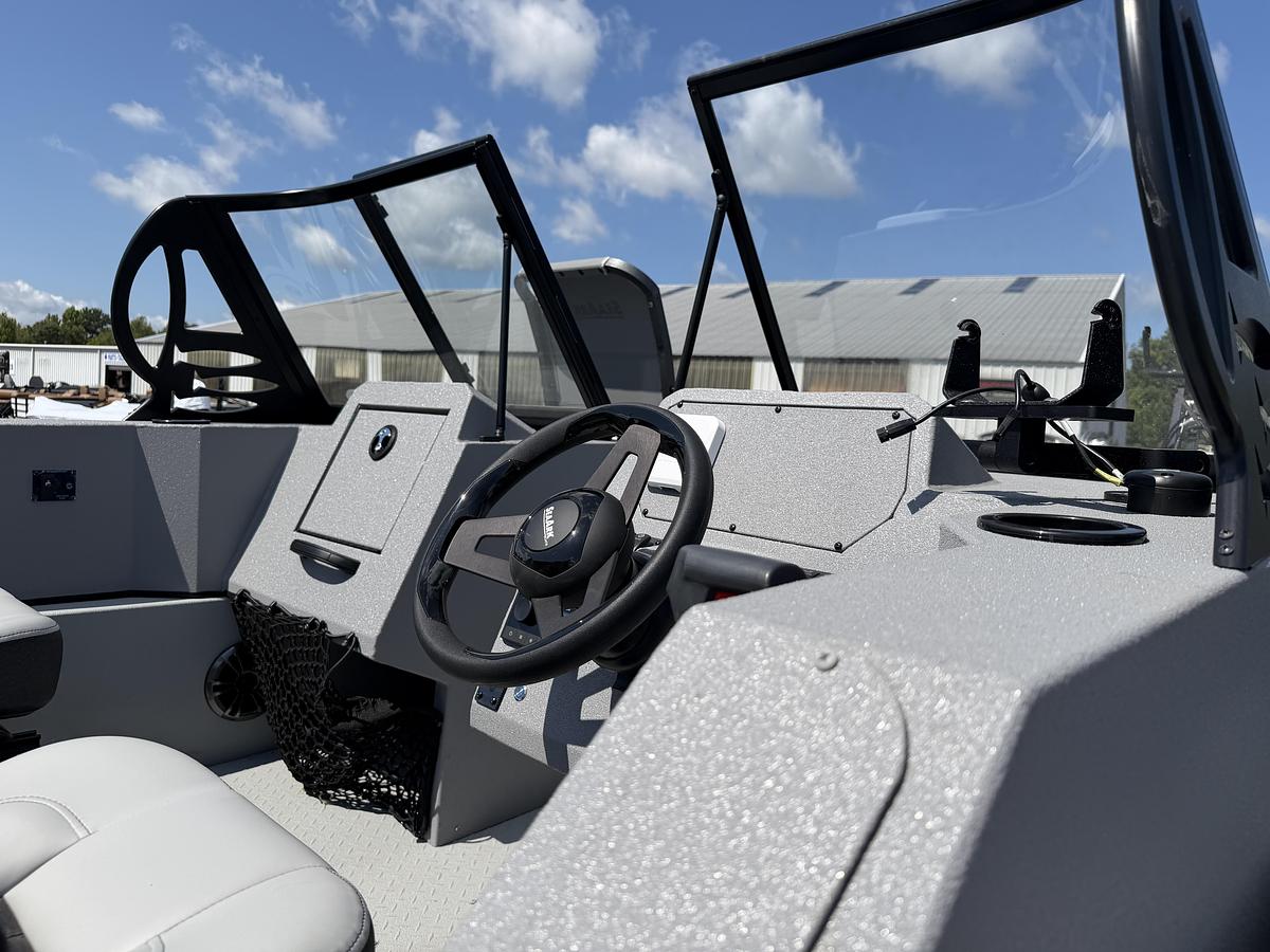 2027 SeaArk ProCat 200