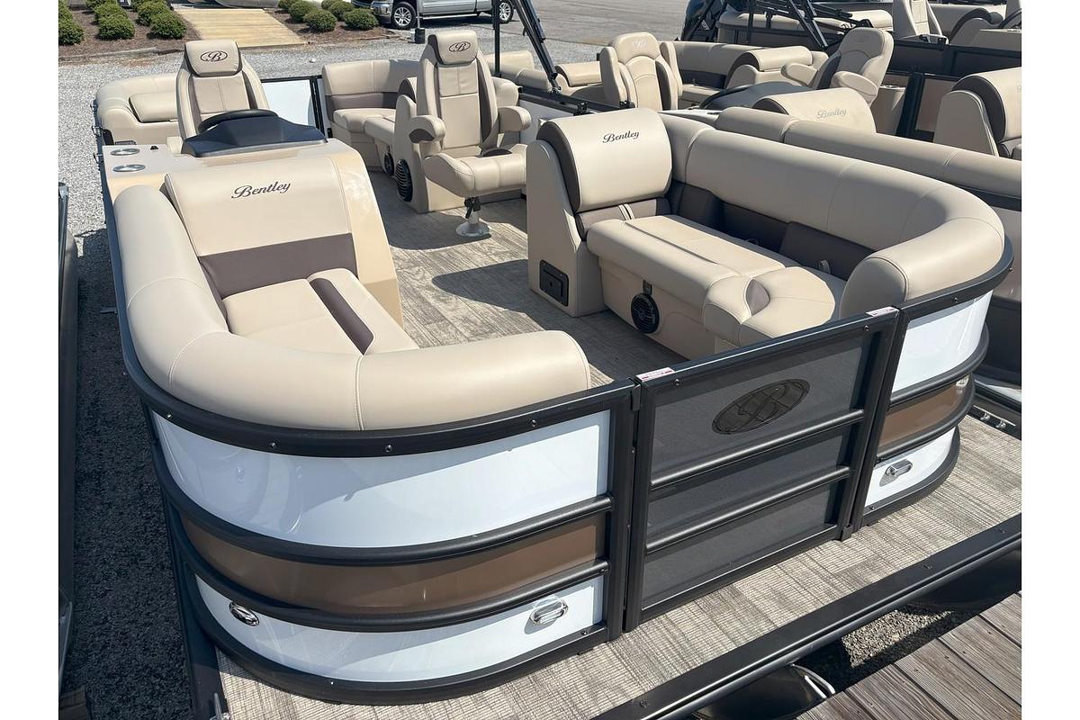 2026 Bentley Pontoons Legacy 223 Navigator