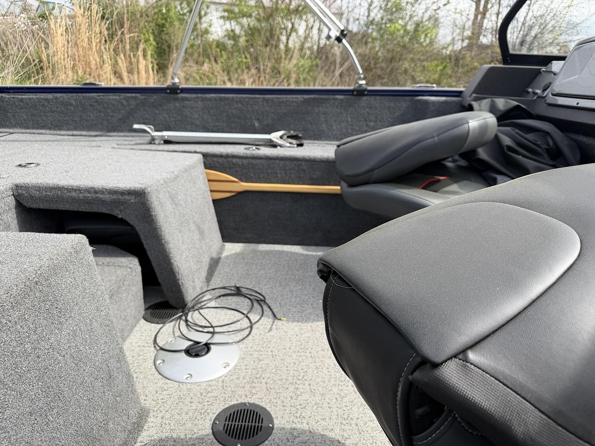 Used 2023 Tracker Pro-Guide V175