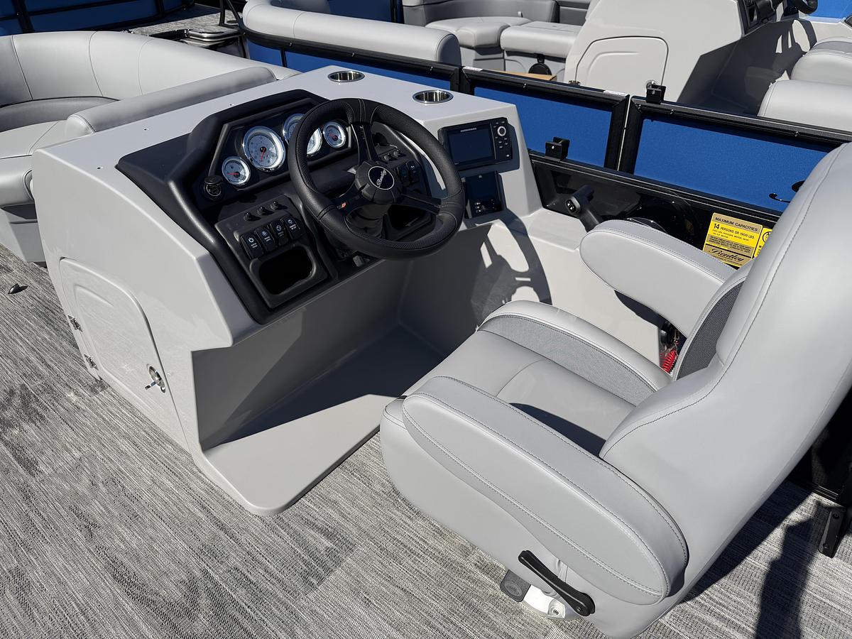 2026 Bentley Pontoons Legacy 200 Cruise