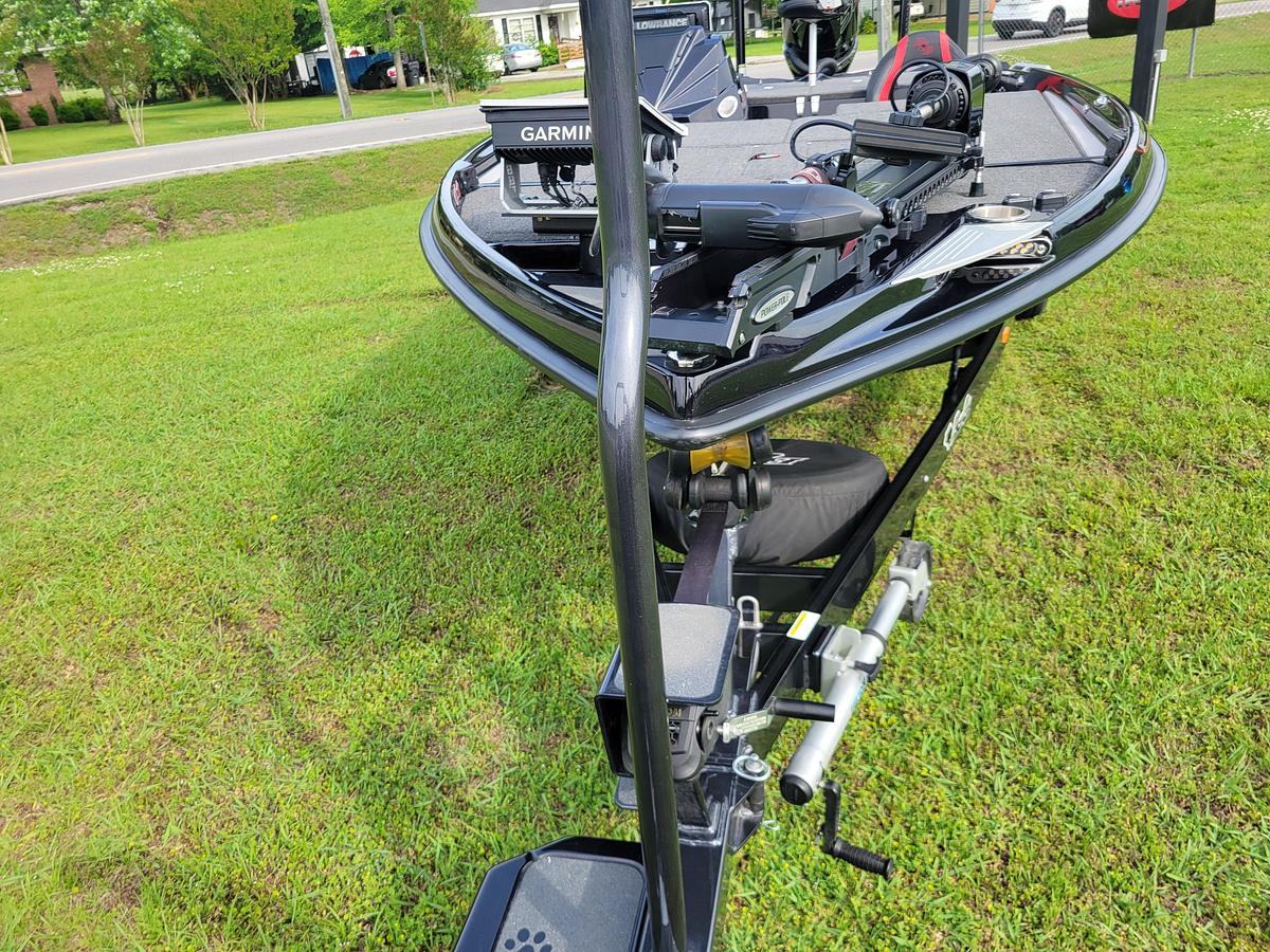 Used 2025 Bass Cat Jaguar