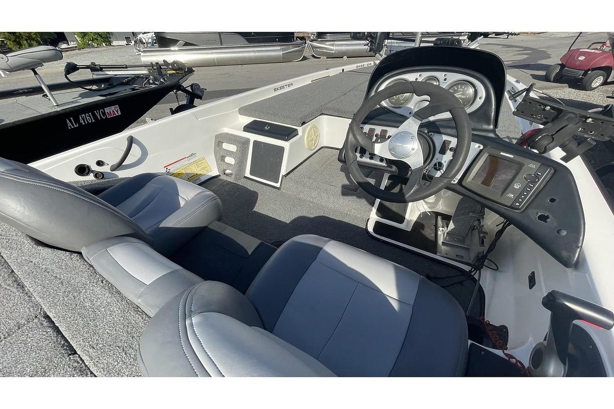 Used 2011 Skeeter ZX225