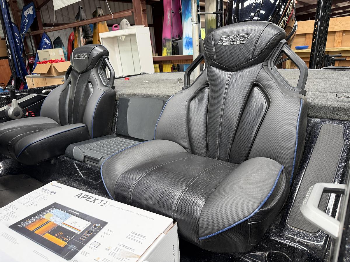 Used 2025 Skeeter FX21LE