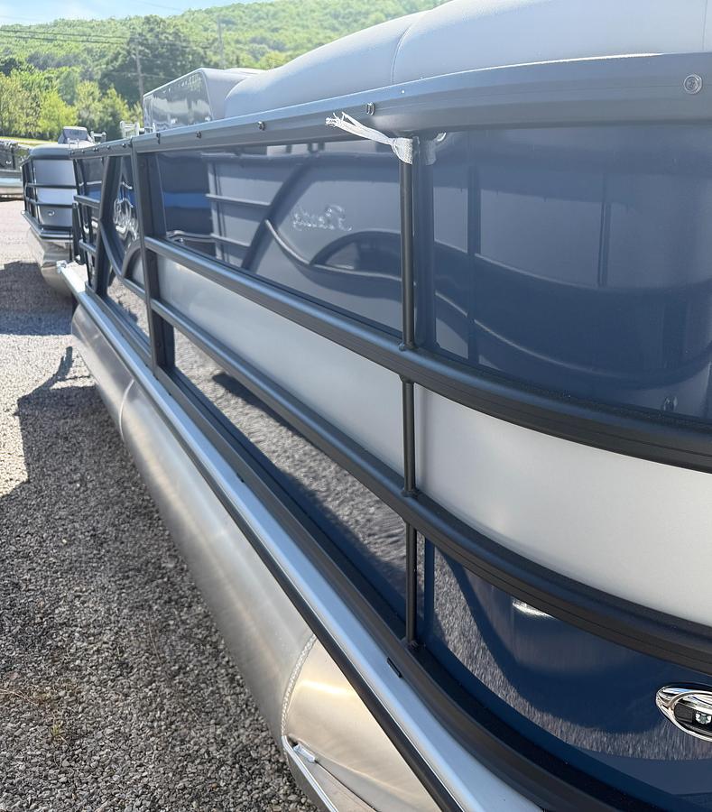 2026 Bentley Pontoons Legacy 200 Cruise