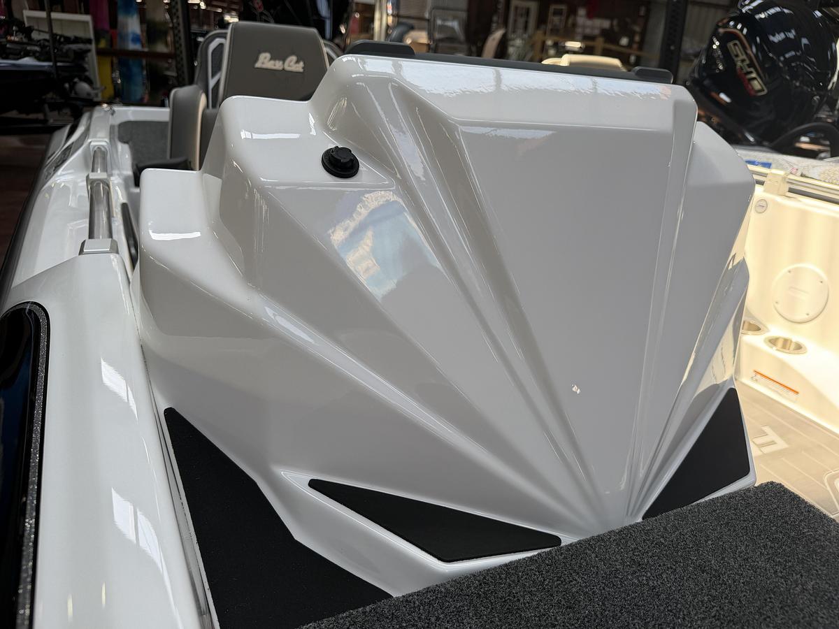 2027 Bass Cat Cougar FTD SP