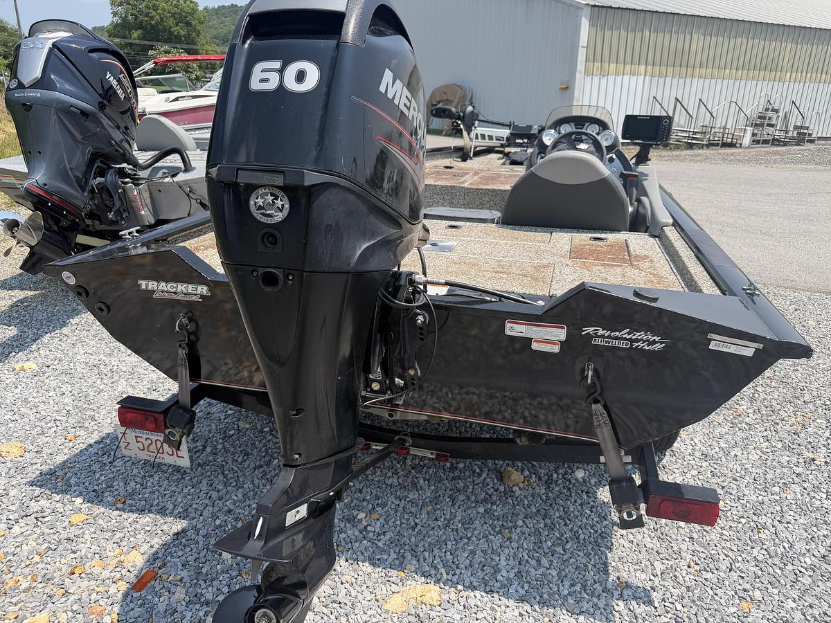 Used 2015 Tracker Pro Team 175 TXW