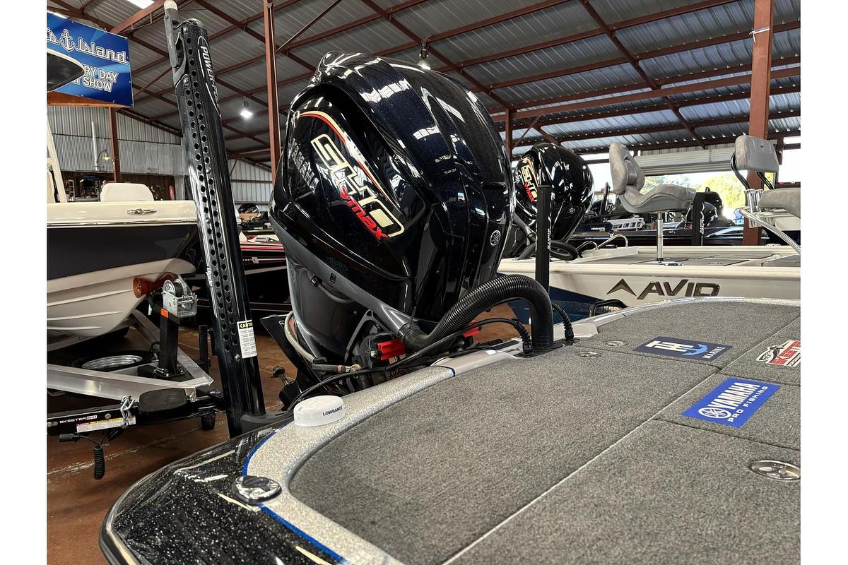 Used 2025 Skeeter FXR21 DUAL CONSOLE