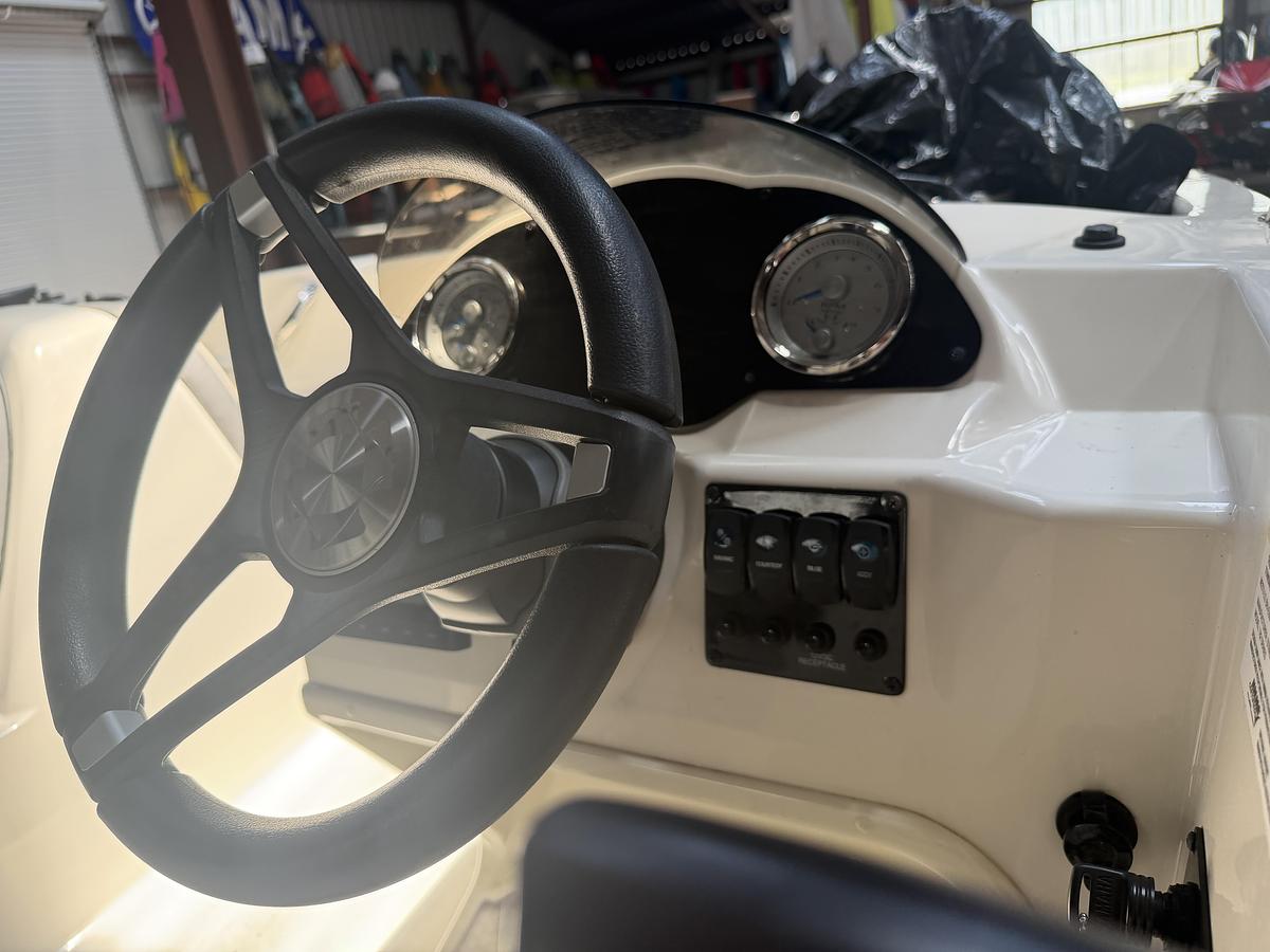 Used 2023 Stingray 18SC