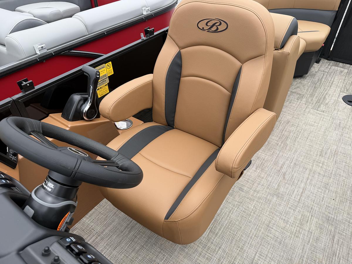 2027 Bentley Pontoons Legacy 223 Navigator