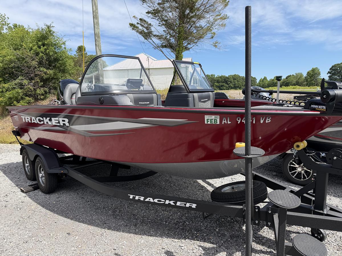 Used 2025 Tracker Targa 18