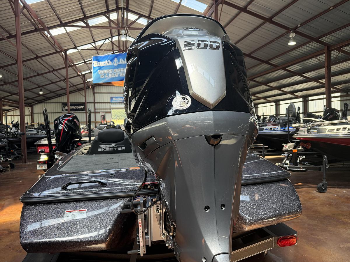 2027 Skeeter ZX200