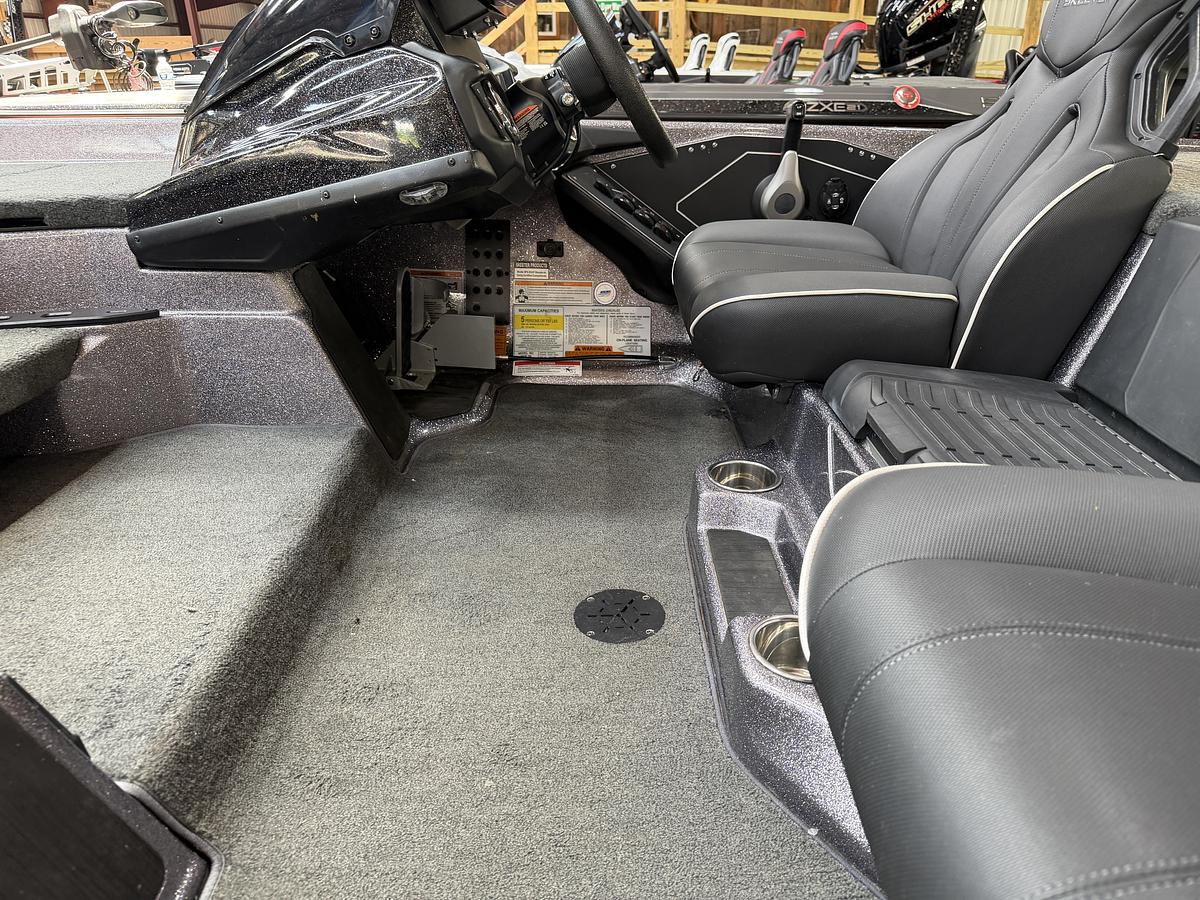 Used 2024 Skeeter ZXR20