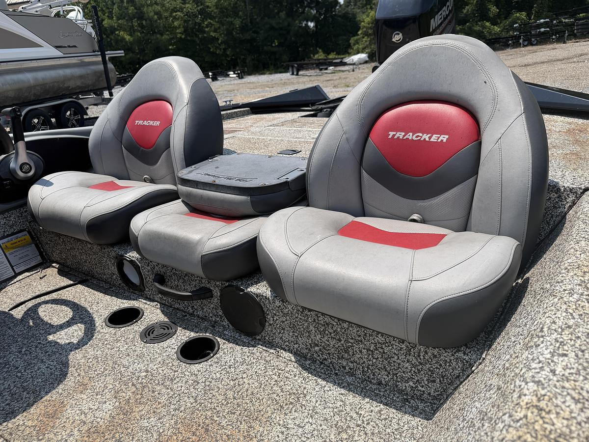 Used 2015 Tracker Pro Team 175 TXW