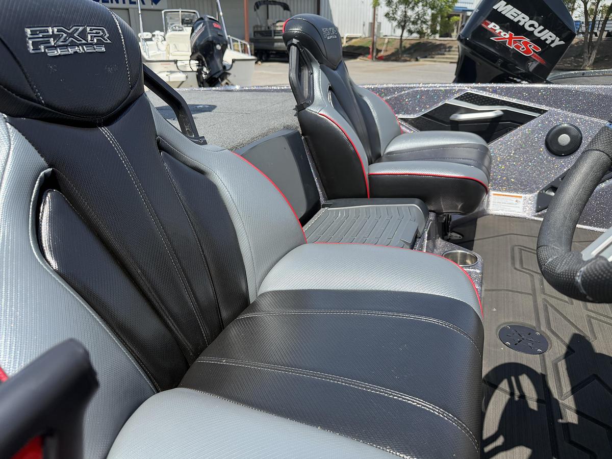 Used 2025 Skeeter FXR20LE