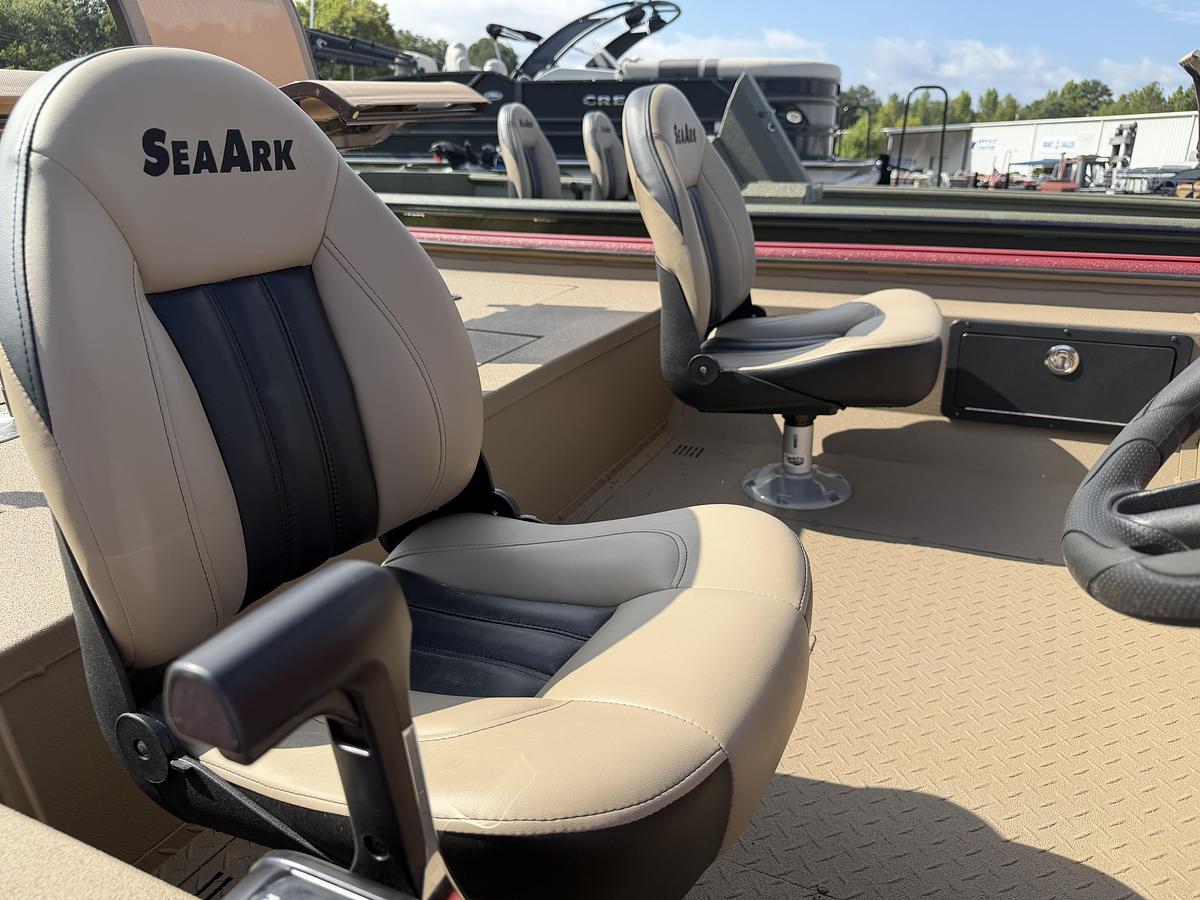 2027 SeaArk Flex 19