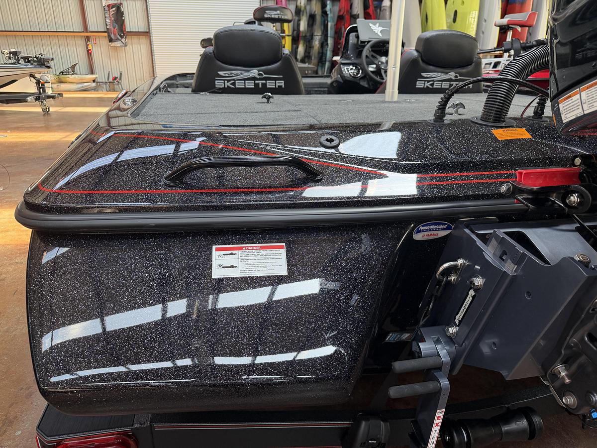 2027 Skeeter ZX200