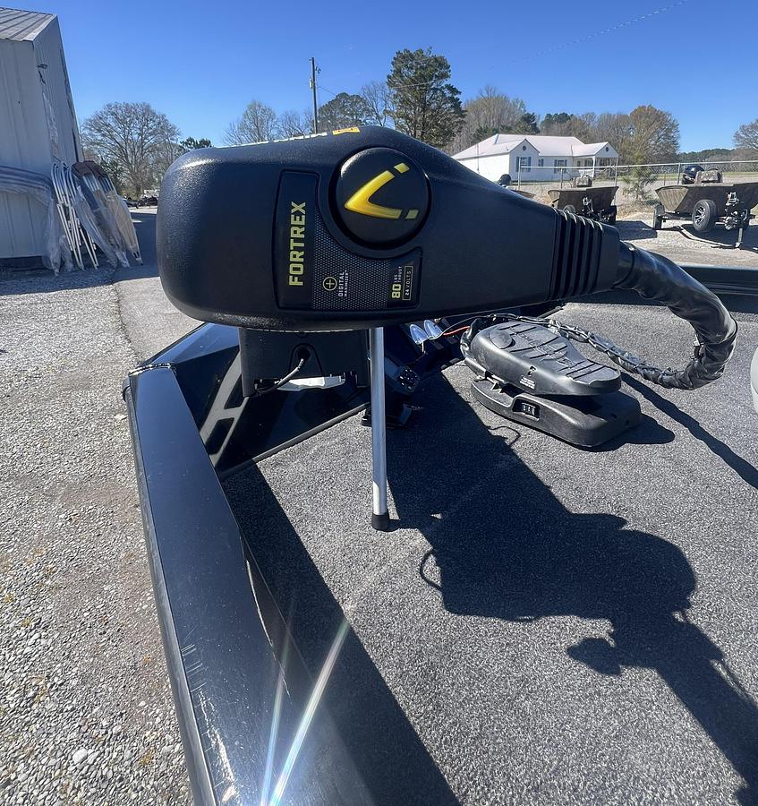 Used 2015 Lowe Stinger 195