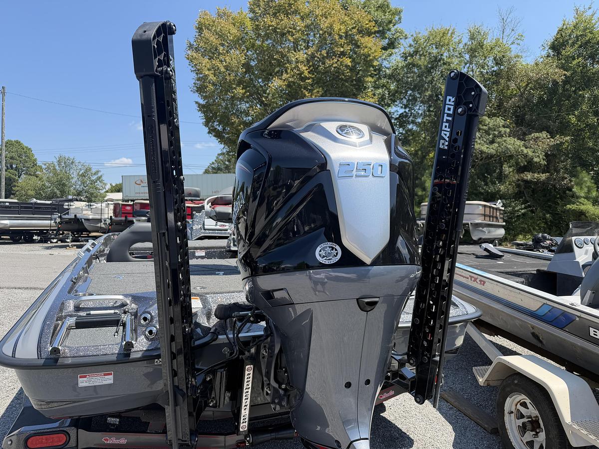 Used 2025 Bass Cat Caracal STS