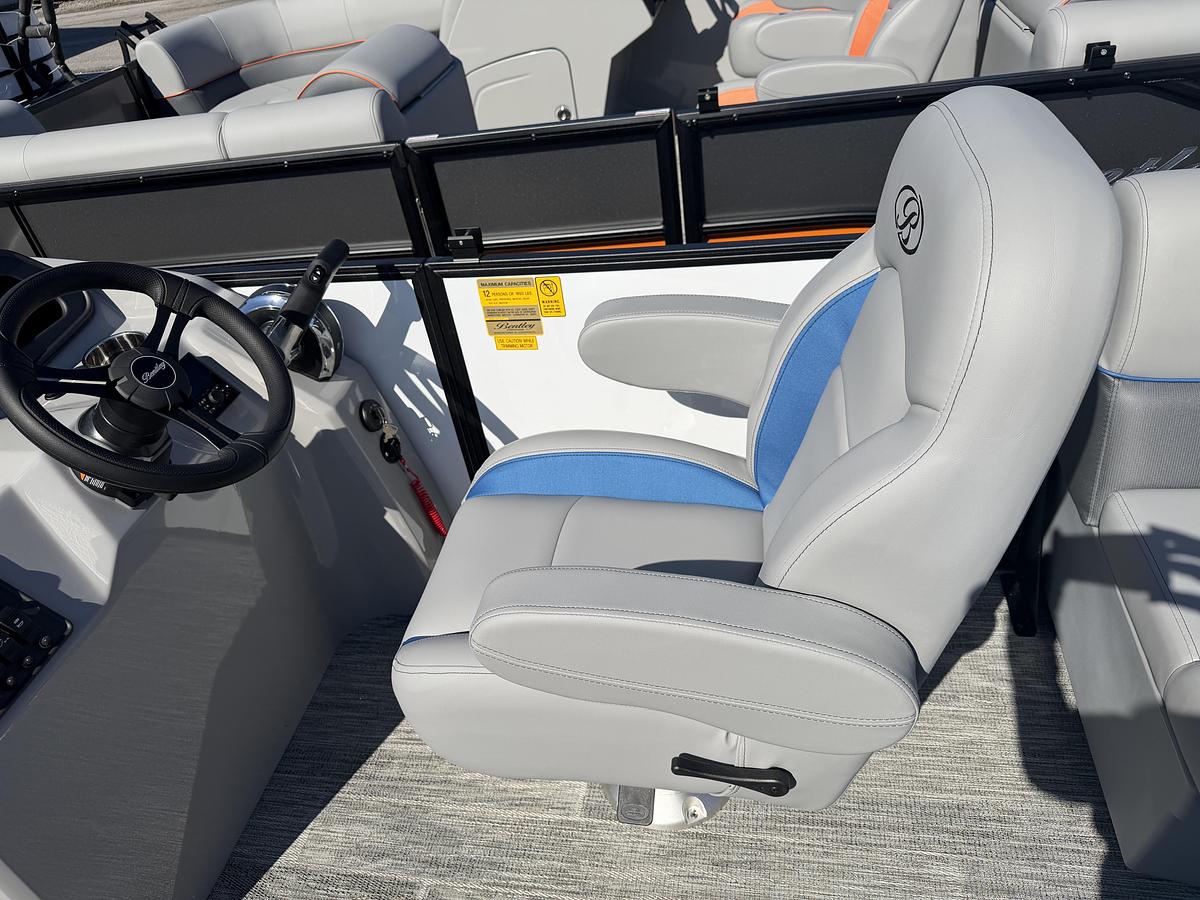 2026 Bentley Pontoons Bolt 223