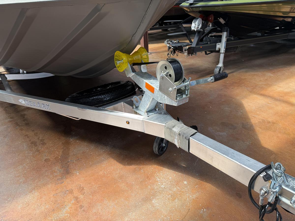 2027 SeaArk Phantom 20XV