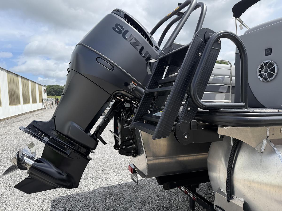 2026 Bentley Pontoons Elite 223 Admiral