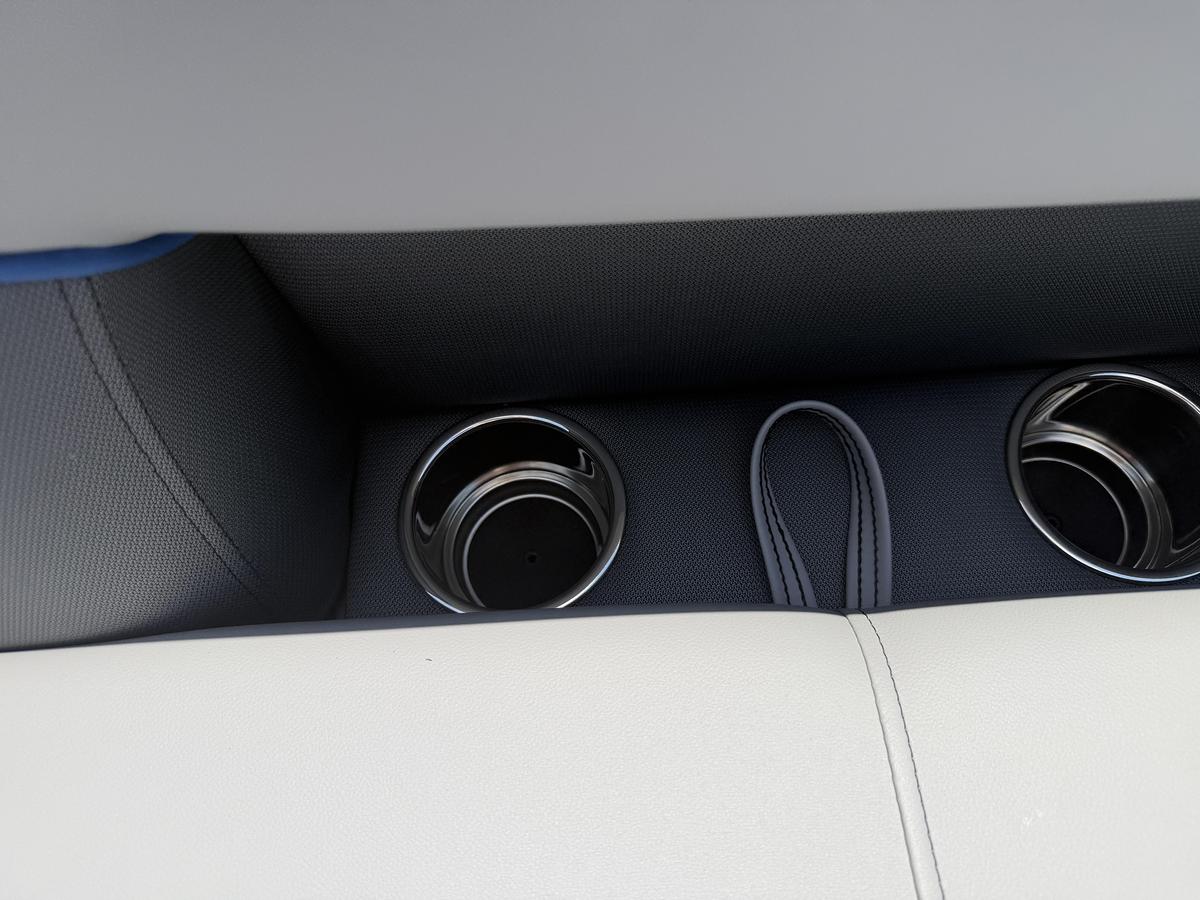 2027 Bentley Pontoons Bolt 203