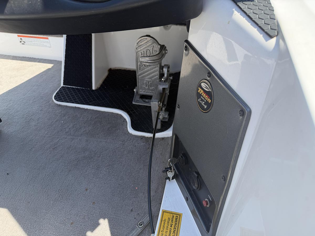 Used 2008 Triton Boats 17 Explorer