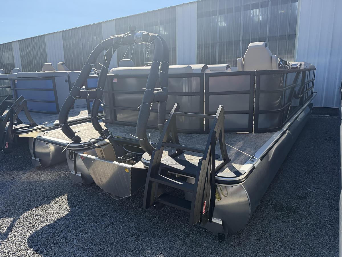 2026 Bentley Pontoons Legacy 223 Cruise XL