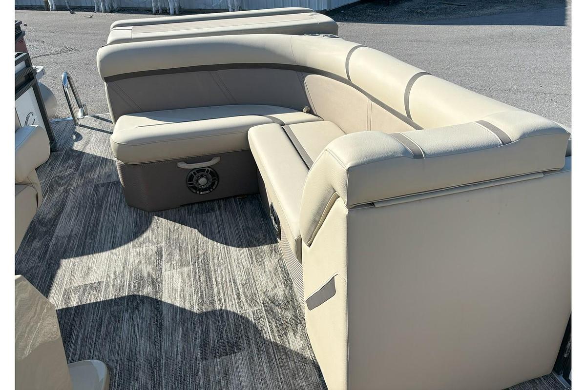 2024 Crest Pontoons Classic LX 200L