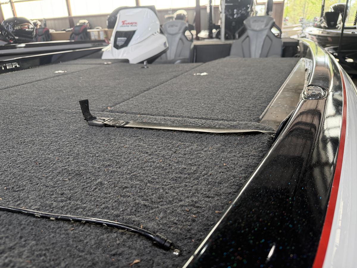 Used 2022 Skeeter ZXR21